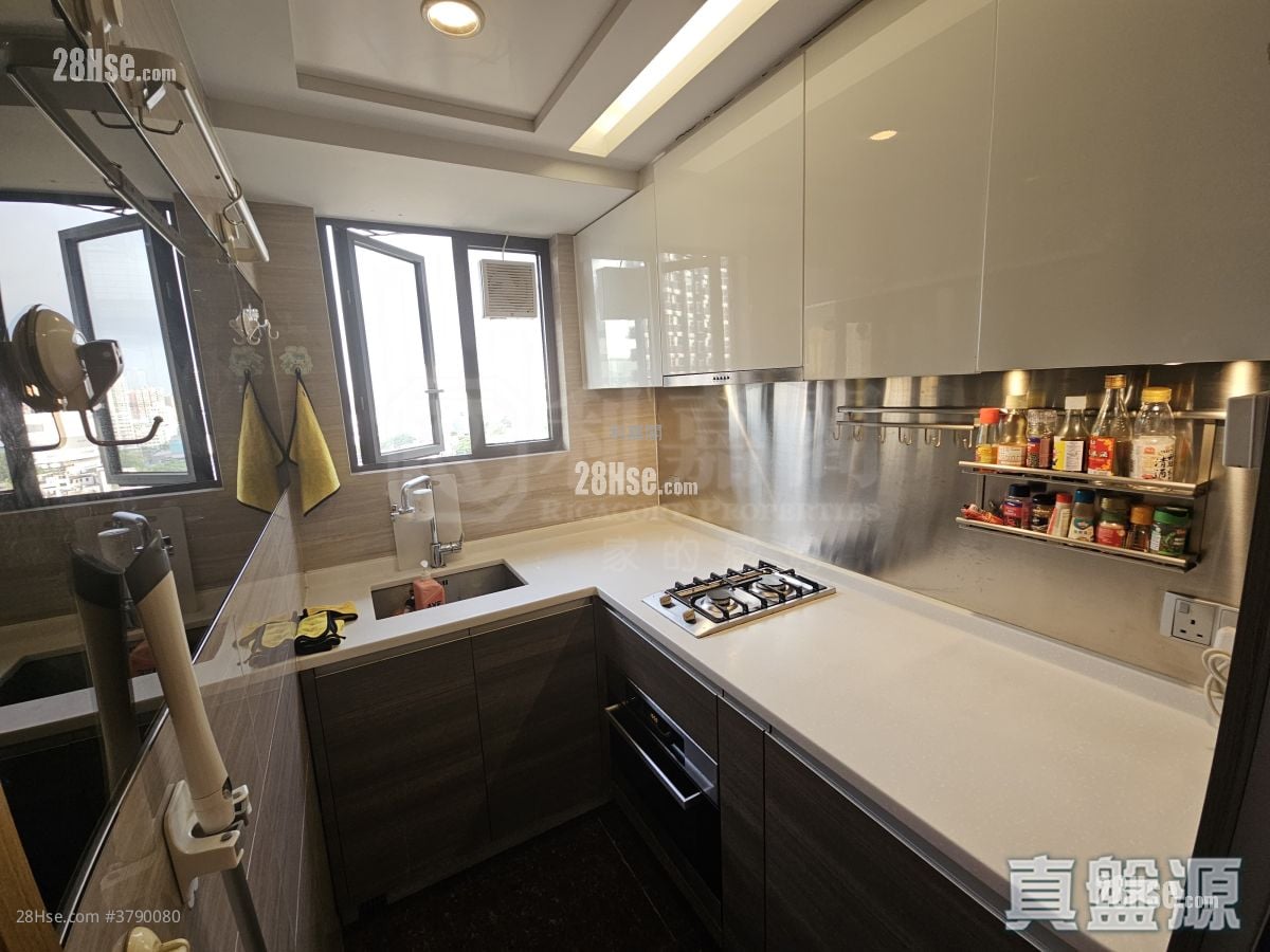 Park Signature Sell Studio 272 ft²