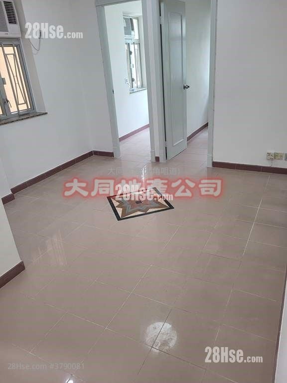 Chung Yuen Building Sell 3 Bedrooms , 1 Bathroom 403 ft²