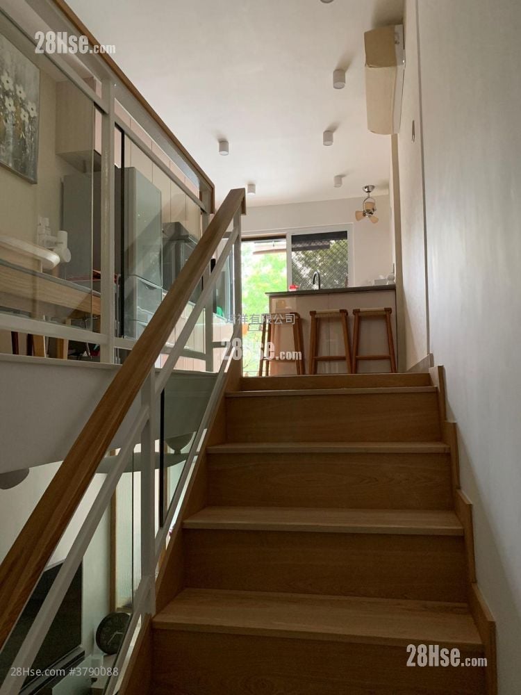 村屋 售盘 3 房 , 2 浴室 1,192 平方尺