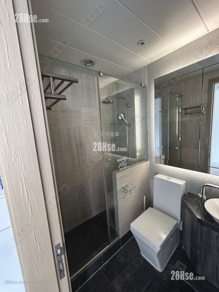 Residence 228 Sell 2 Bedrooms , 1 Bathroom 433 ft²