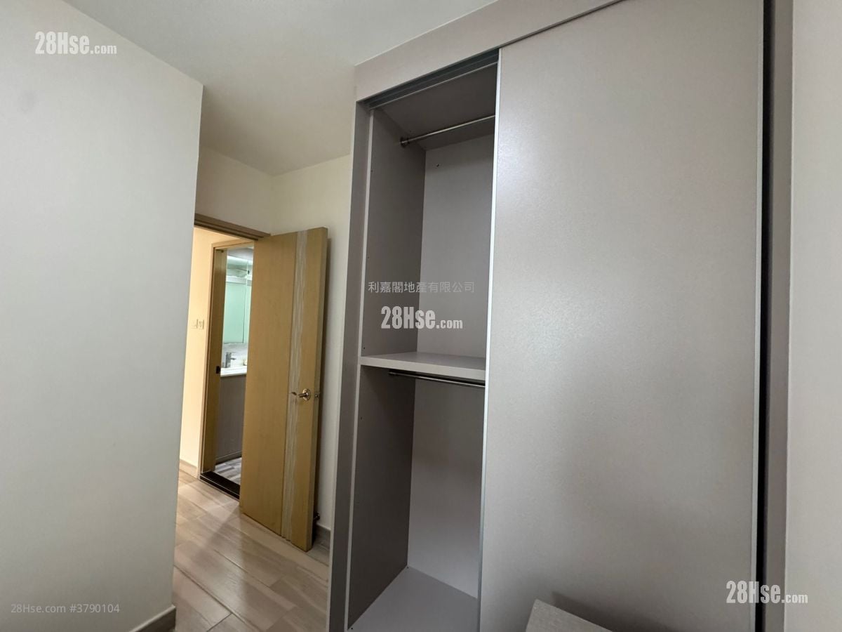 蔚蓝湾畔 售盘 2 房 , 1 浴室 509 平方尺