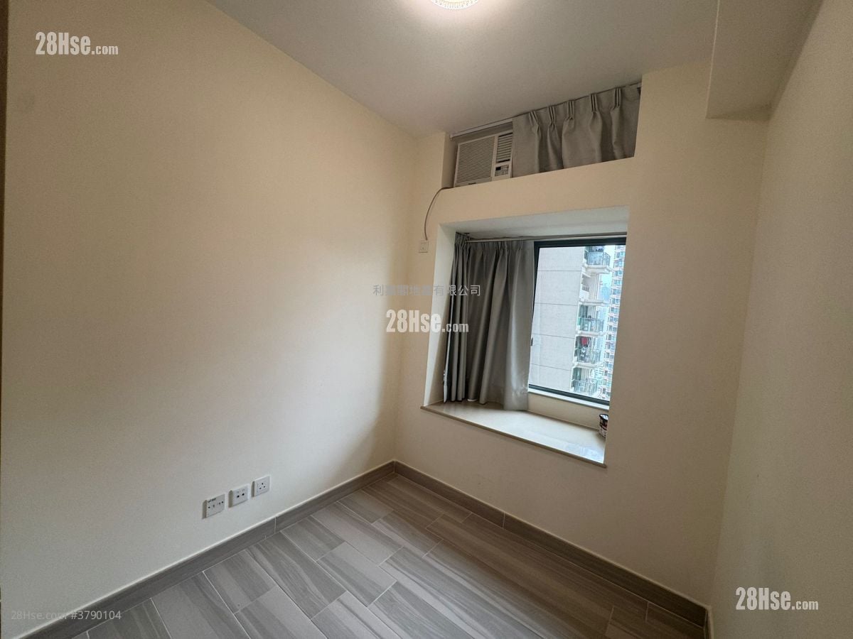 蔚蓝湾畔 售盘 2 房 , 1 浴室 509 平方尺