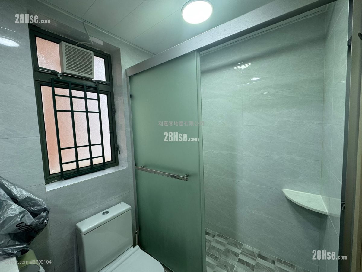 蔚蓝湾畔 售盘 2 房 , 1 浴室 509 平方尺