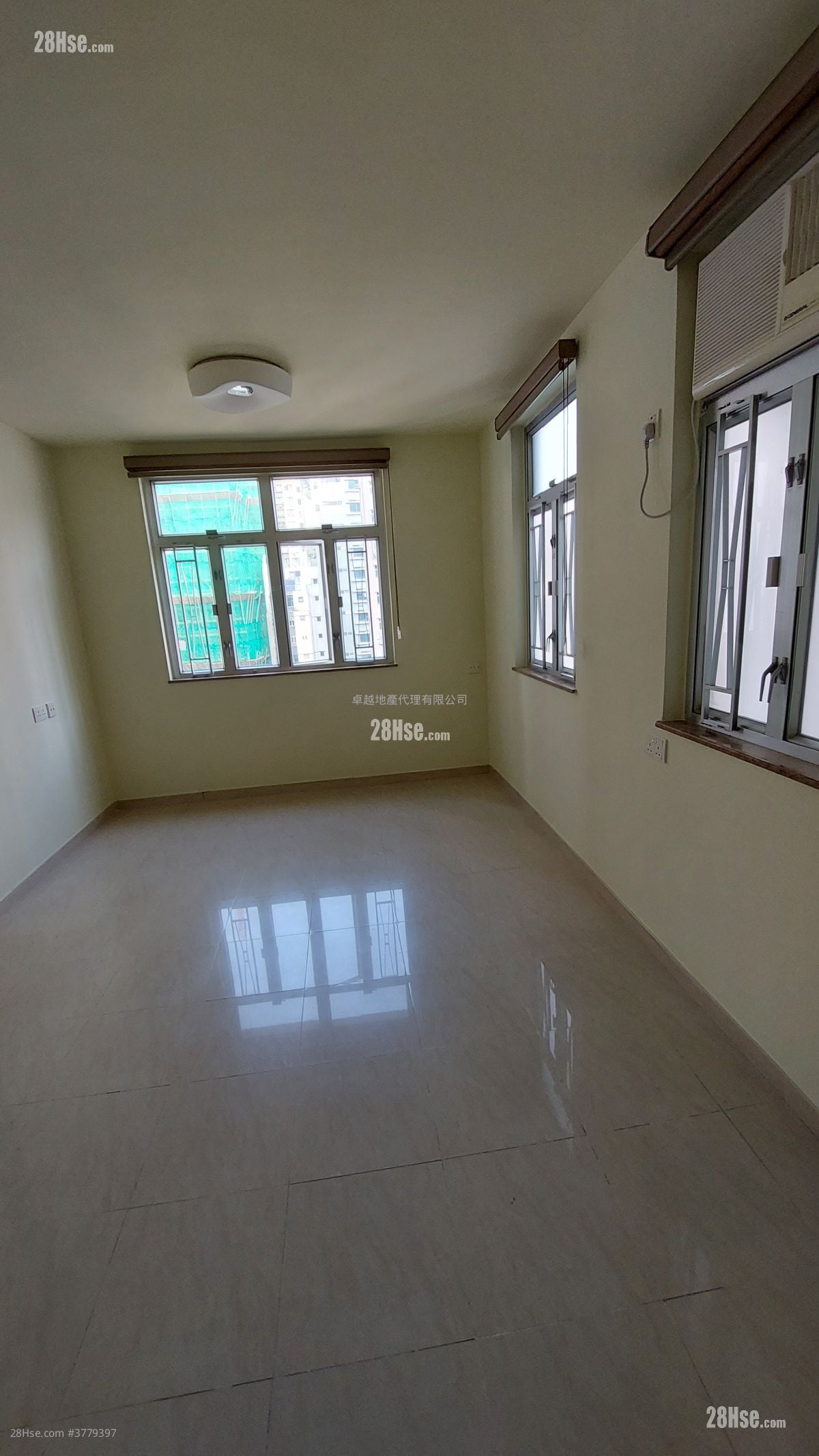 Viking Garden Rental 2 Bedrooms , 1 Bathroom 449 ft²