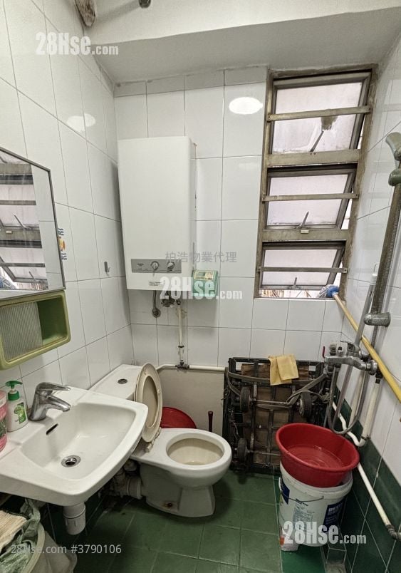 Wing Fat Court Rental 1 Bedroom , 1 Bathroom 264 ft²