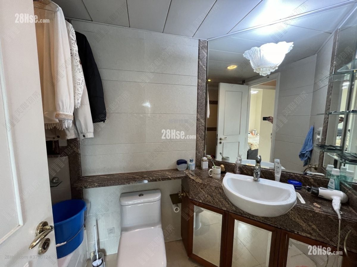 The Victoria Towers Sell 3 Bedrooms 817 ft²