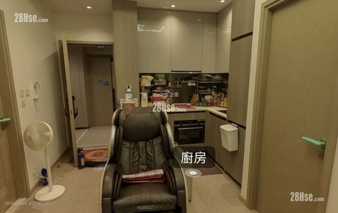 Wetland Seasons Park Sell 2 Bedrooms 402 ft²