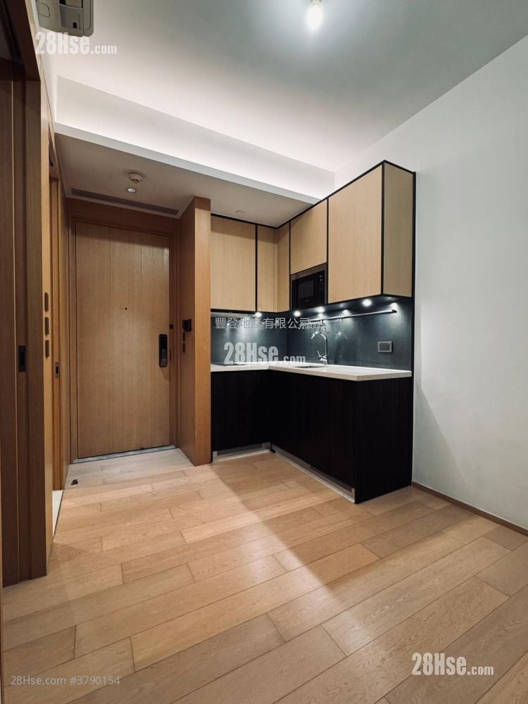 Eltanin Square Mile Rental 1 Bedroom 252 ft²