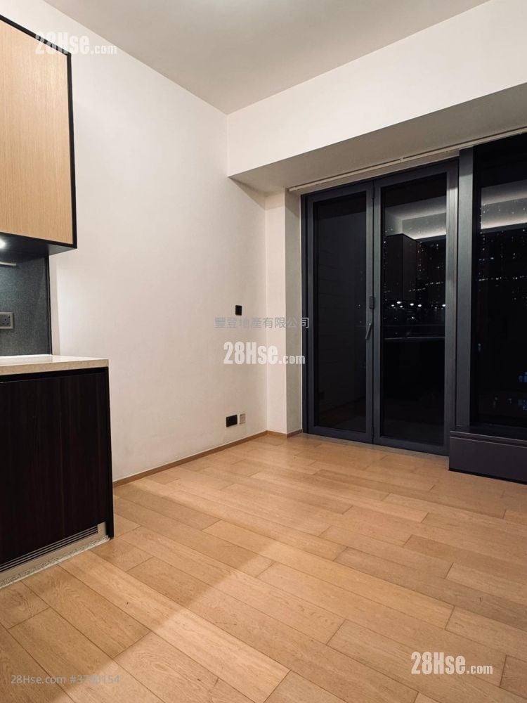 Eltanin Square Mile Rental 1 Bedroom 252 ft²