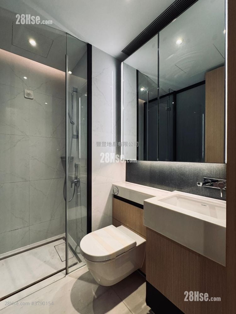 Eltanin Square Mile Rental 1 Bedroom 252 ft²