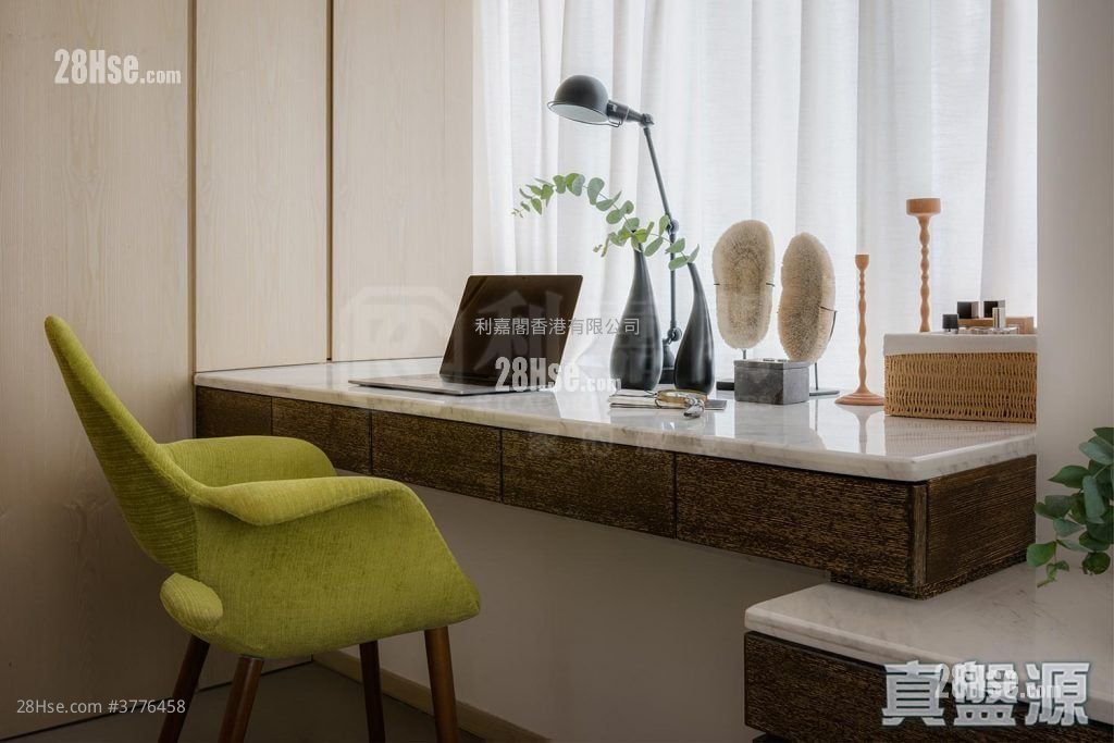 La Splendeur Of Le Prestige Sell 3 Bedrooms 602 ft²