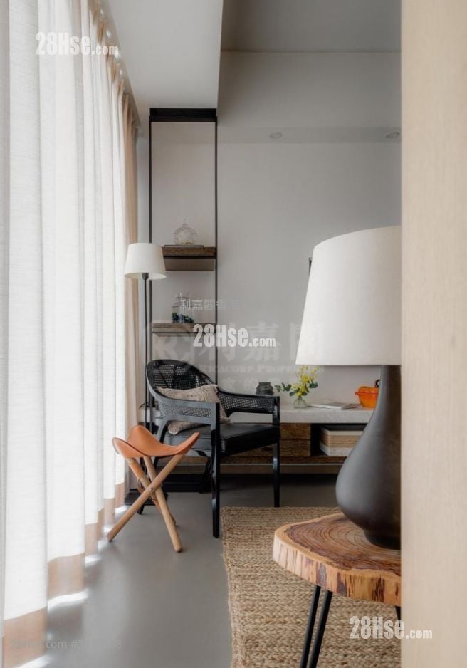 La Splendeur Of Le Prestige Sell 3 Bedrooms 602 ft²