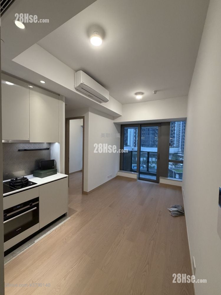 Park Seasons Rental 2 Bedrooms , 1 Bathroom 436 ft²