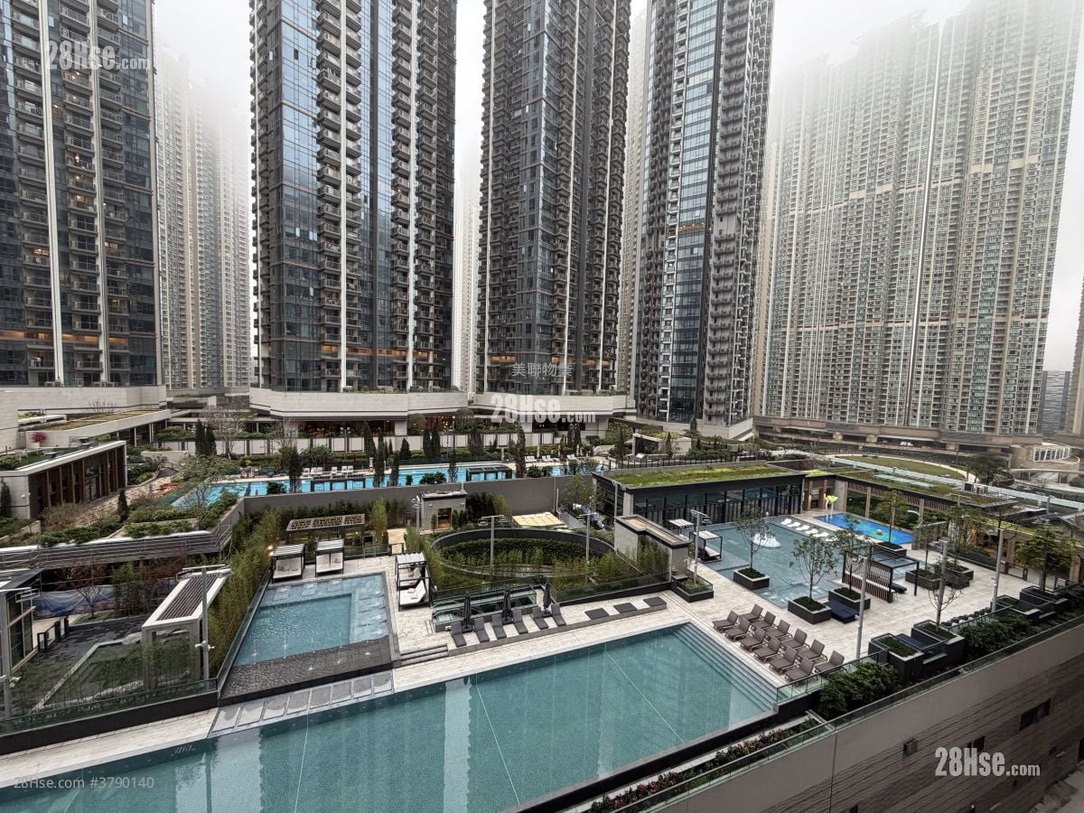 Park Seasons Rental 2 Bedrooms , 1 Bathroom 436 ft²