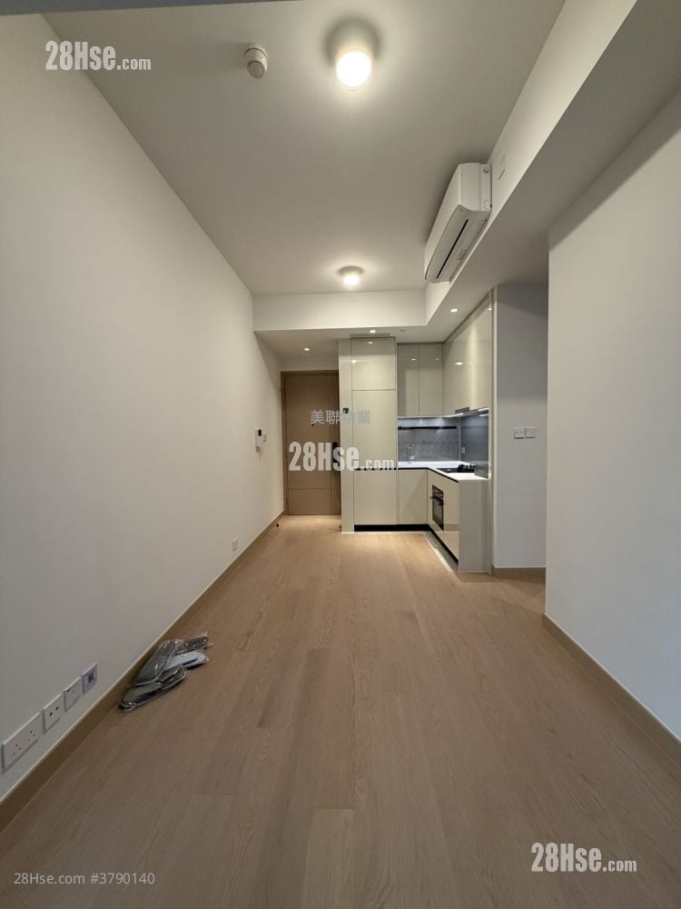 Park Seasons Rental 2 Bedrooms , 1 Bathroom 436 ft²