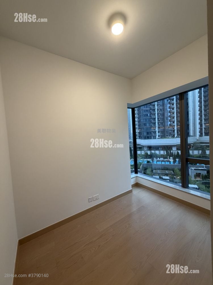 Park Seasons Rental 2 Bedrooms , 1 Bathroom 436 ft²