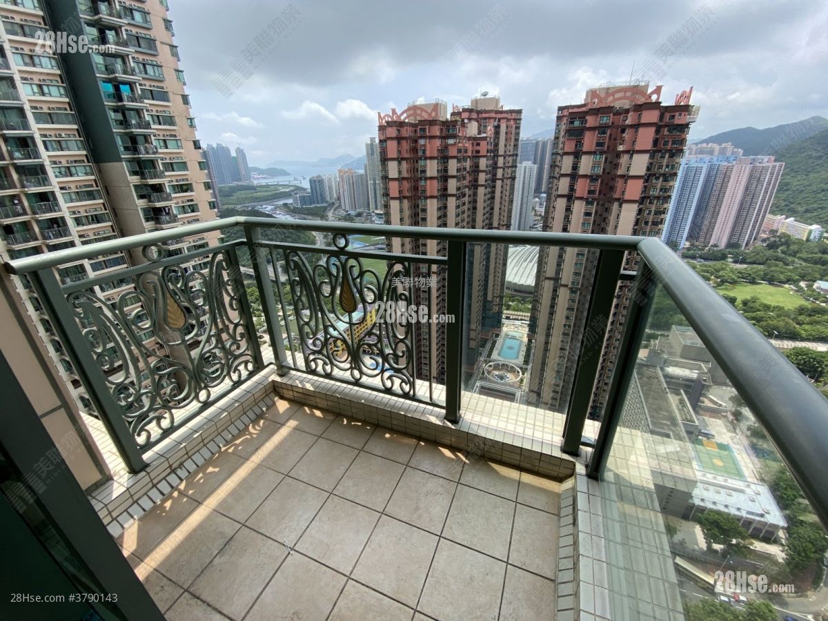 Residence Oasis Sell 2 Bedrooms , 1 Bathroom 490 ft²