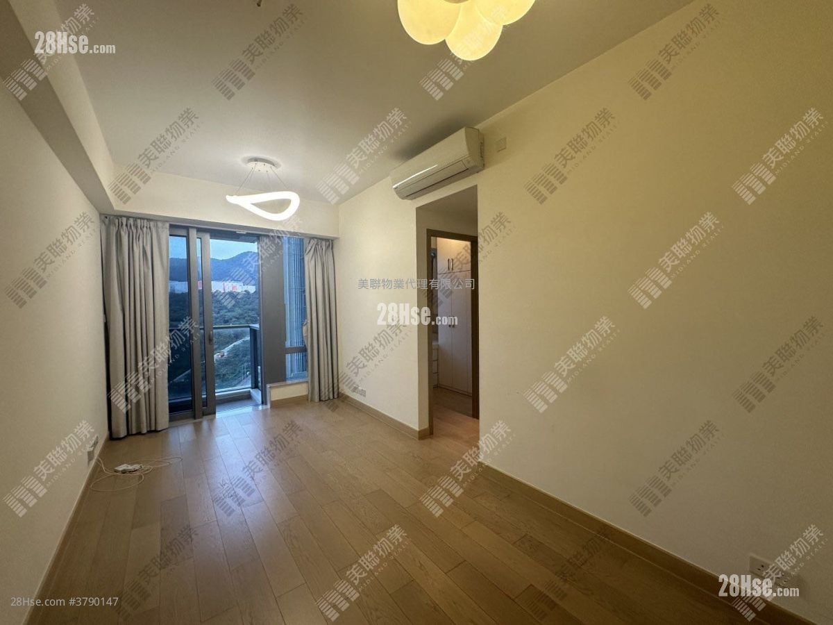 Malibu Sell 2 Bedrooms 541 ft²