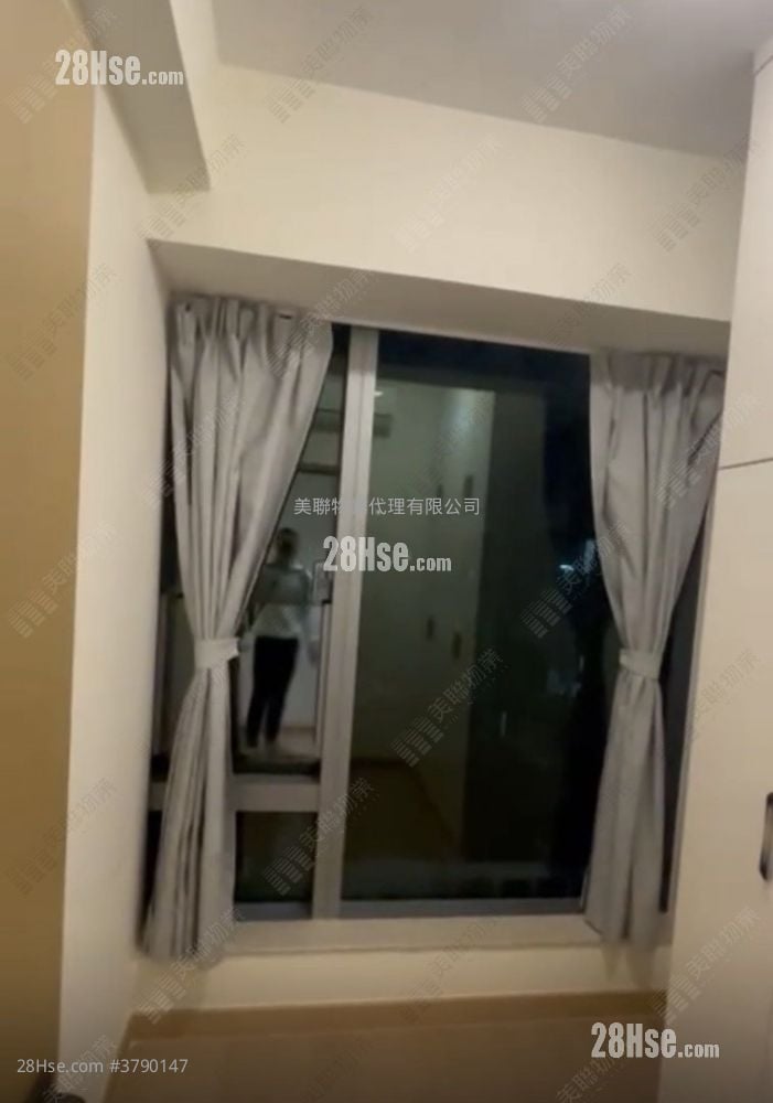 Malibu Sell 2 Bedrooms 541 ft²