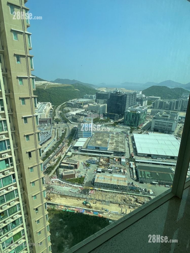 领都 租盘 3 房 , 2 浴室 677 平方尺