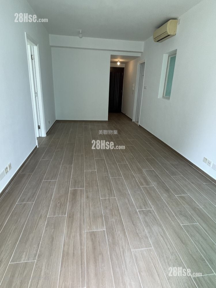 领都 租盘 3 房 , 2 浴室 677 平方尺