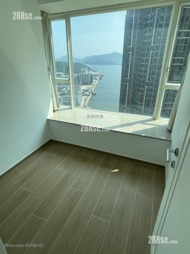 领都 租盘 3 房 , 2 浴室 677 平方尺