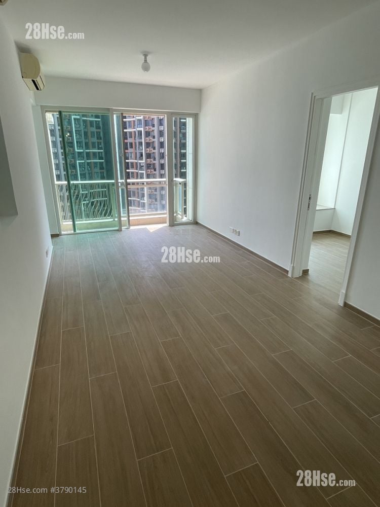 领都 租盘 3 房 , 2 浴室 677 平方尺