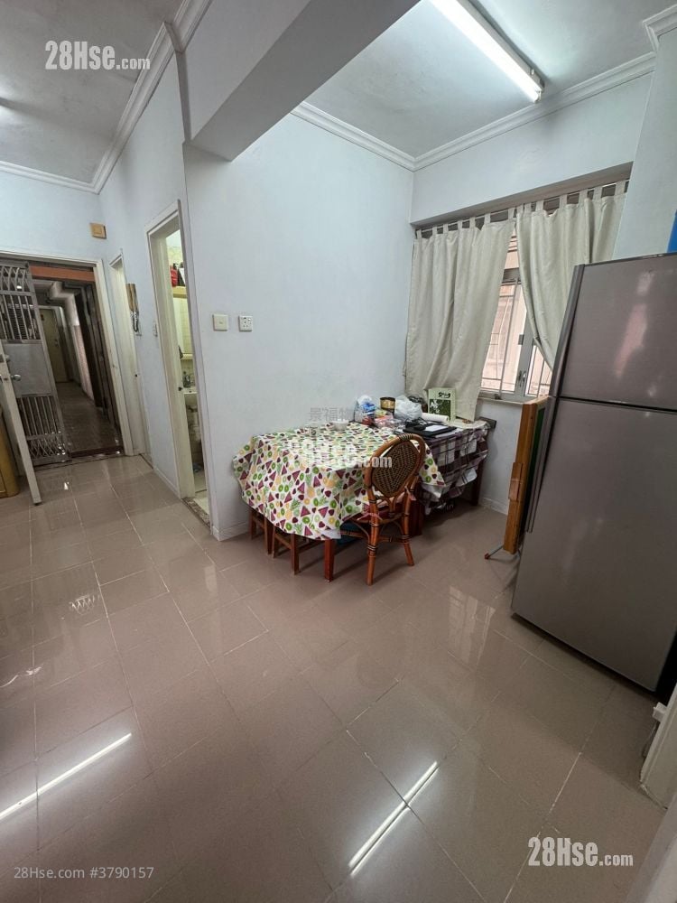 利基大厦 售盘 2 房 , 1 浴室 454 平方尺