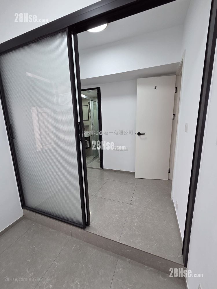 Pollock Building Rental 1 Bedroom , 1 Bathroom 160 ft²