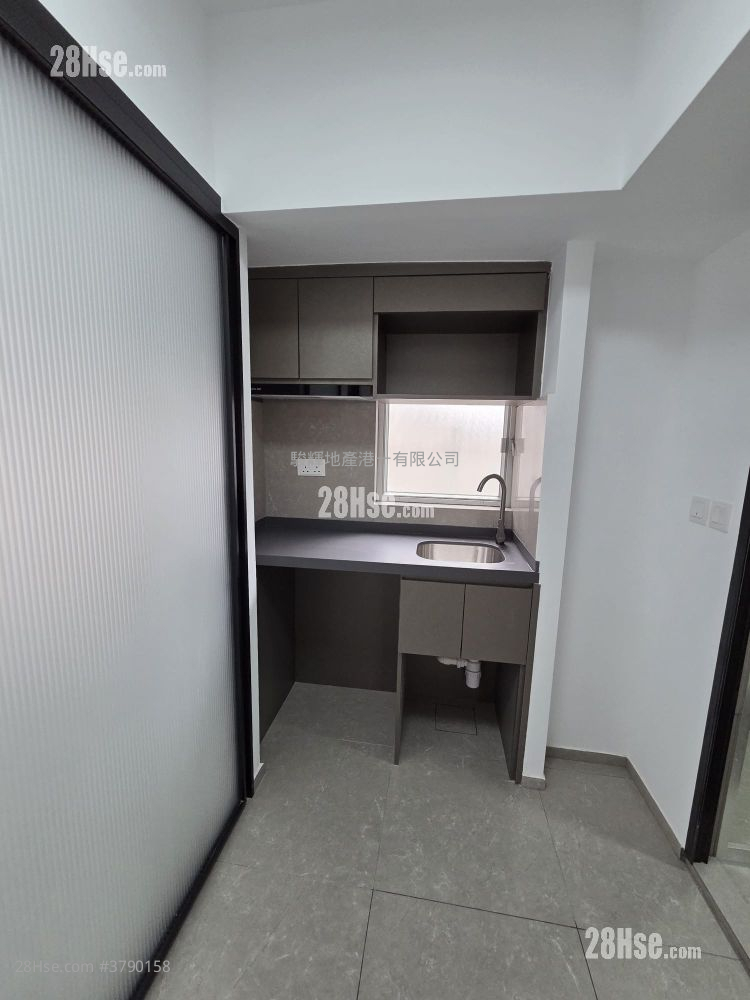 Pollock Building Rental 1 Bedroom , 1 Bathroom 160 ft²