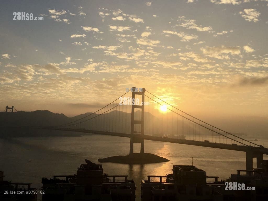 Park Island Sell 4 Bedrooms , 3 Bathrooms 781 ft²