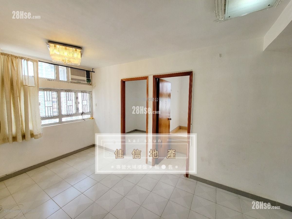 Ming Nga Court Sell 2 Bedrooms , 1 Bathroom 394 ft²