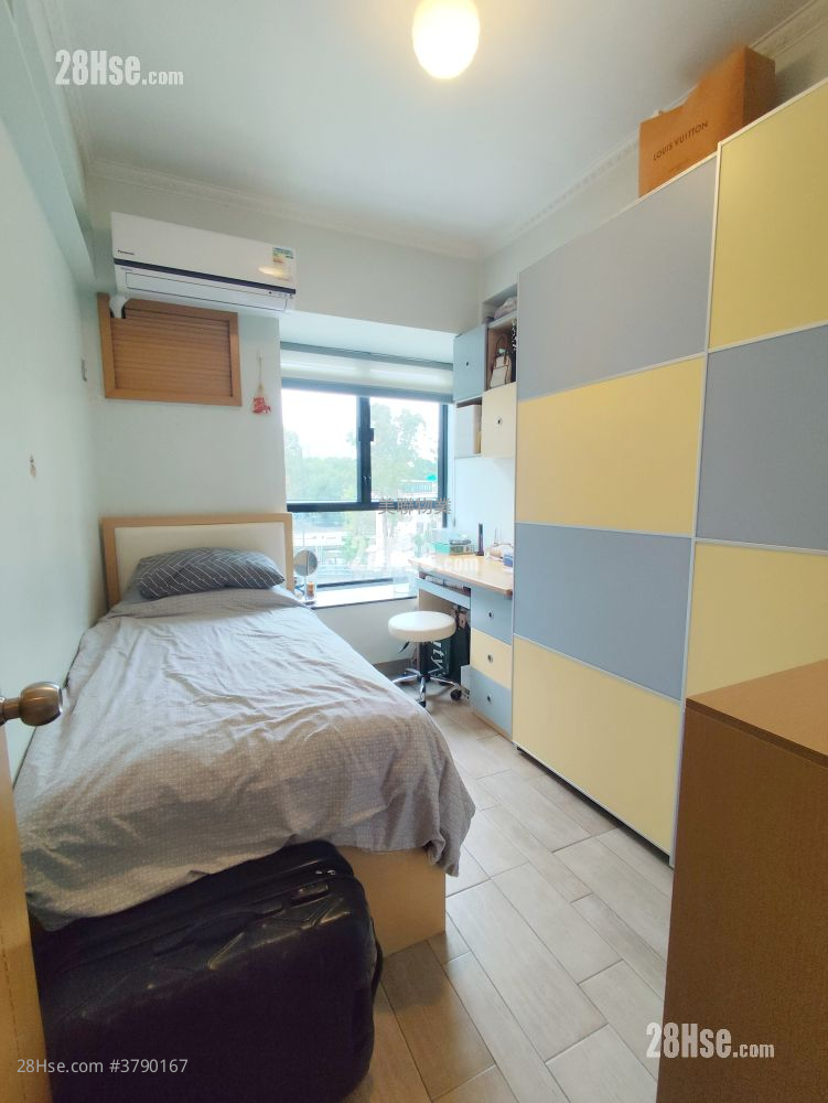 Kensington Green Sell 3 Bedrooms 792 ft²