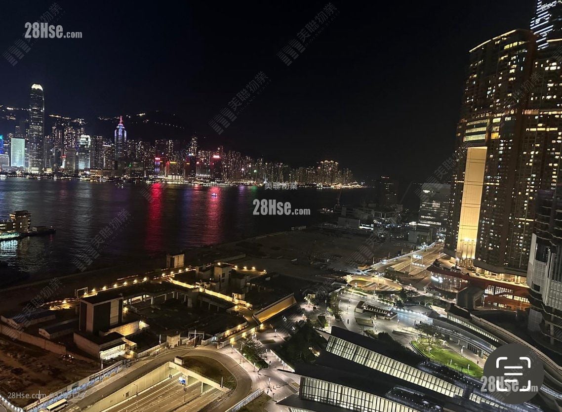 Grand Austin Sell 5+ Bedrooms 2,180 ft²