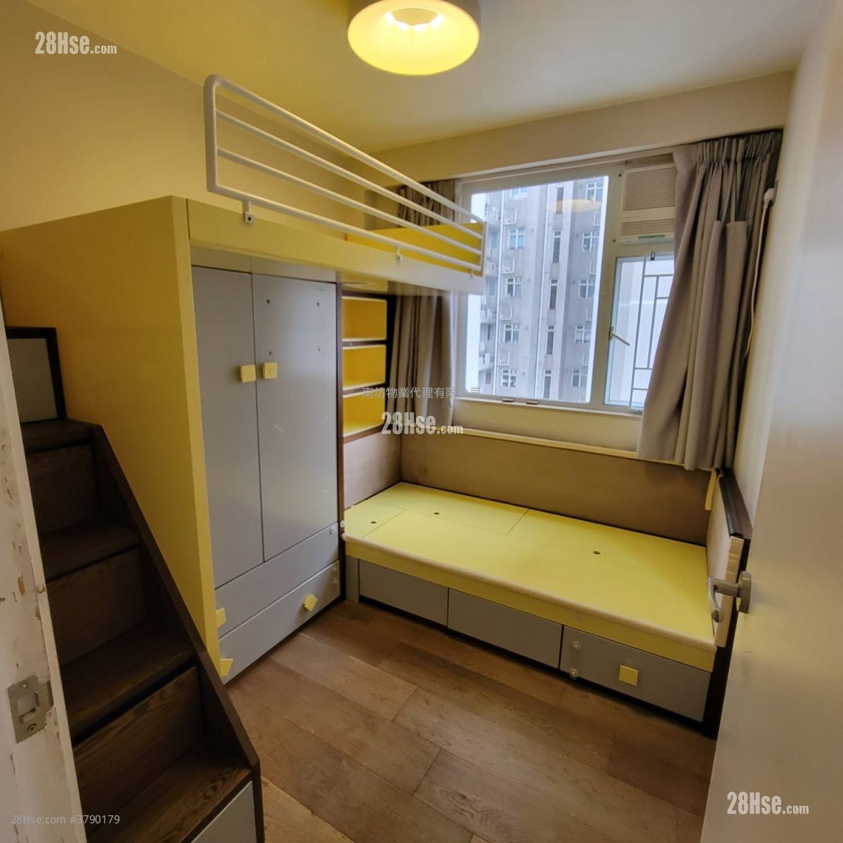 Nan Fung Sun Chuen Sell 3 Bedrooms , 1 Bathroom 570 ft²