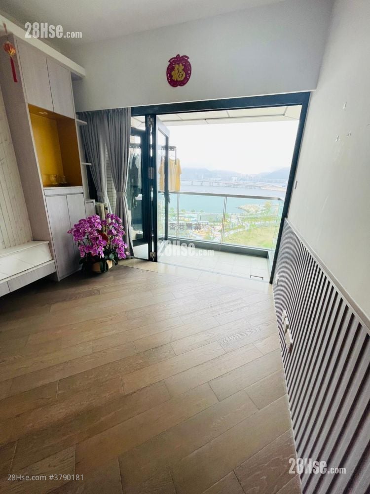 The Wings Rental 4 Bedrooms , 2 Bathrooms 977 ft²