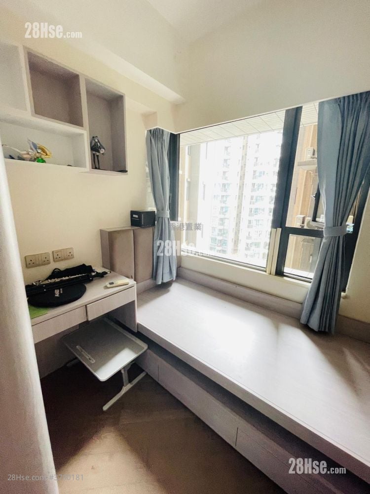 The Wings Rental 4 Bedrooms , 2 Bathrooms 977 ft²