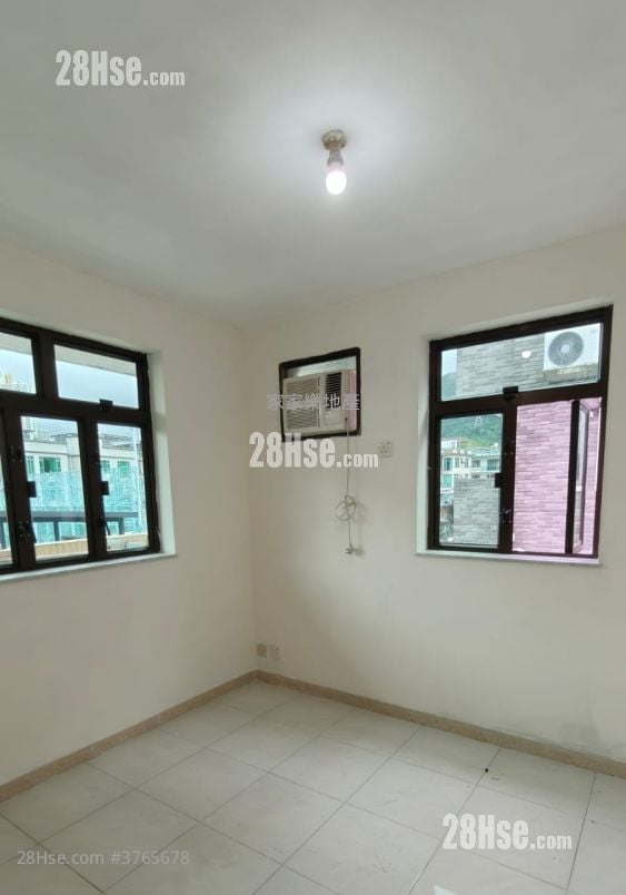 Village Rental 3 Bedrooms , 1 Bathroom