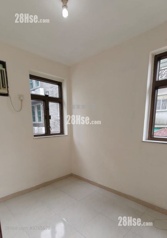 Village Rental 3 Bedrooms , 1 Bathroom