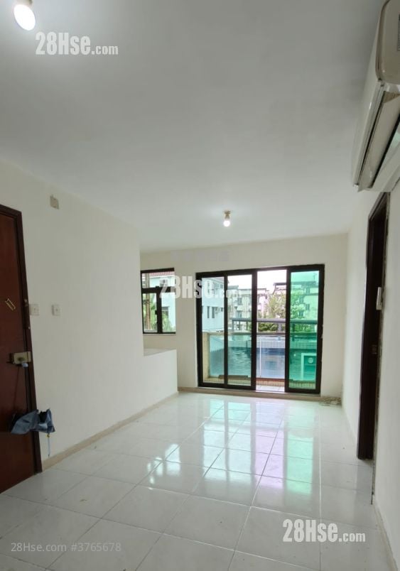 Village Rental 3 Bedrooms , 1 Bathroom