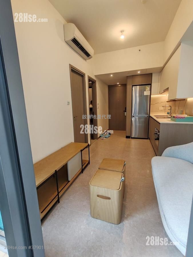 living room: Novo Land Sell 1 Bedroom , 1 Bathroom 301 ft²