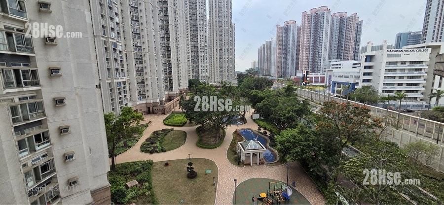 Kingswood Villas Sell 2 Bedrooms 441 ft²