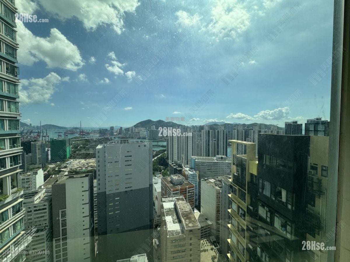 Indihome Sell 3 Bedrooms 538 ft²