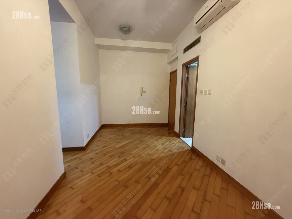 Indihome Sell 3 Bedrooms 538 ft²