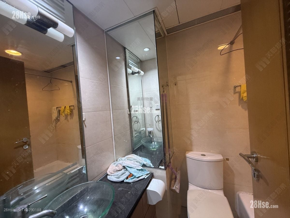 Indihome Sell 3 Bedrooms 538 ft²