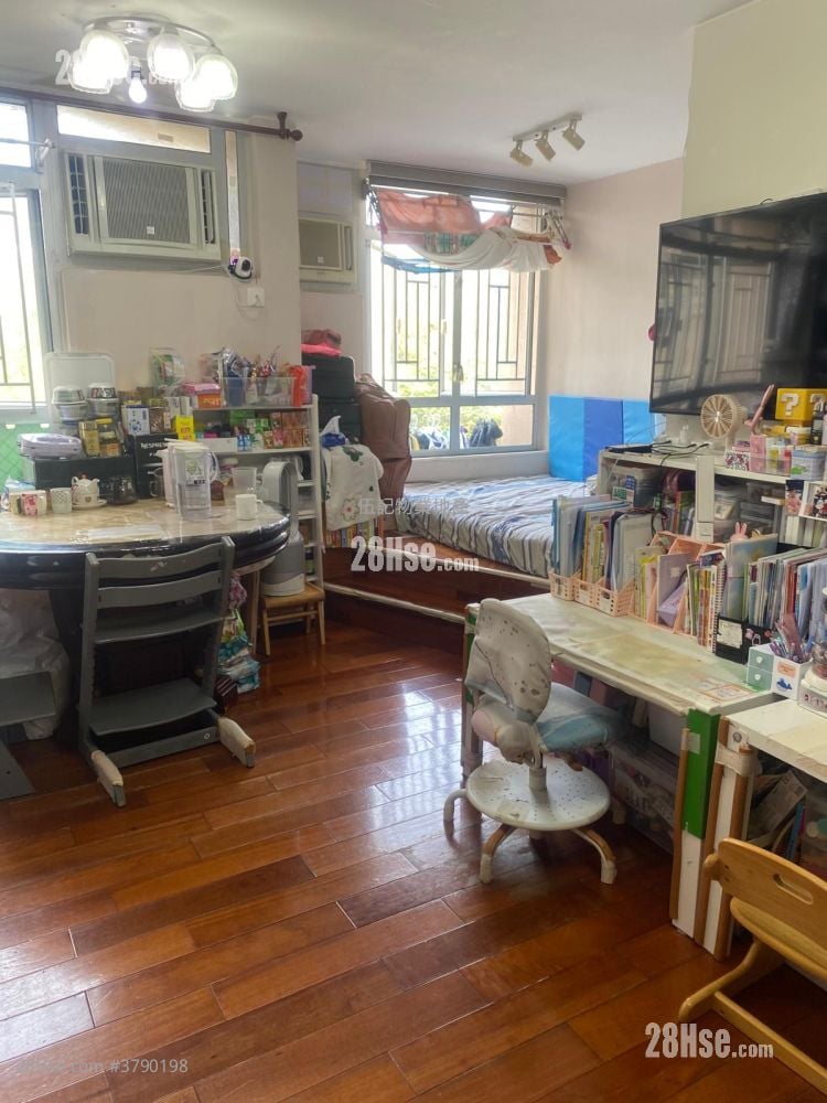 龙德苑 售盘 1 房 , 1 浴室 527 平方尺