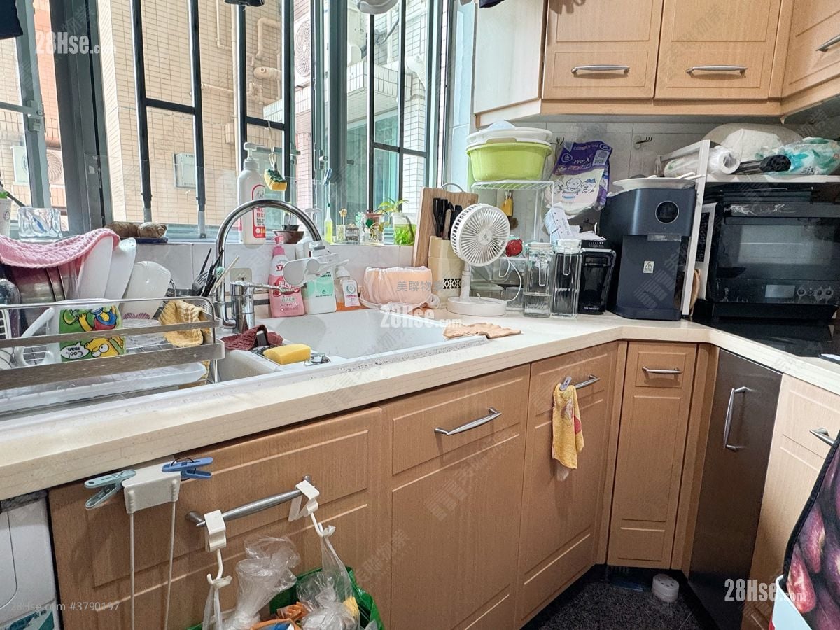 Ocean Shores Sell 3 Bedrooms , 2 Bathrooms 676 ft²