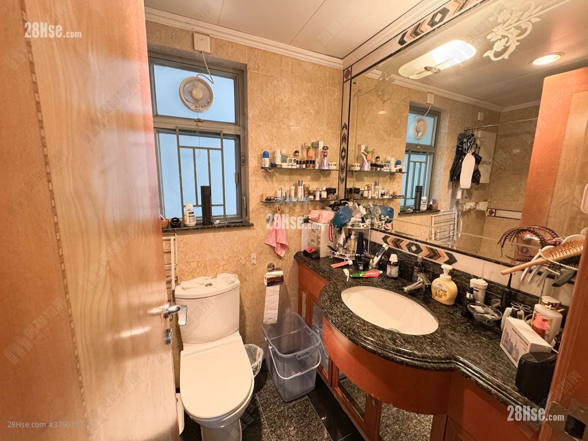 Ocean Shores Sell 3 Bedrooms , 2 Bathrooms 676 ft²