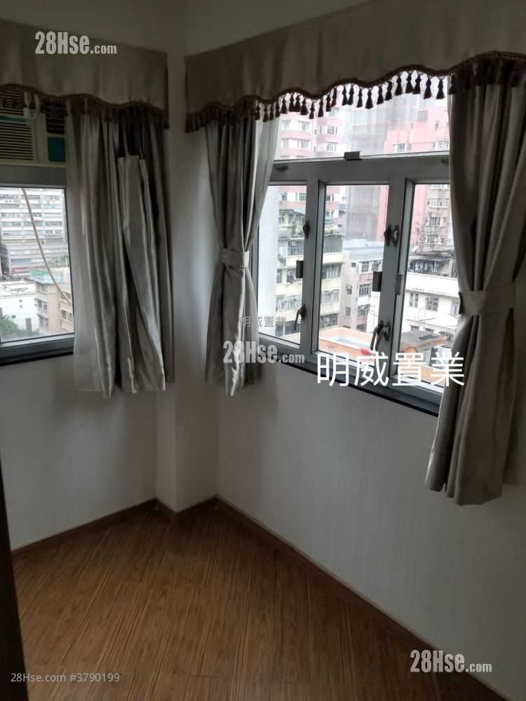 Pat Chun Mansion Sell 2 Bedrooms , 1 Bathroom 246 ft²