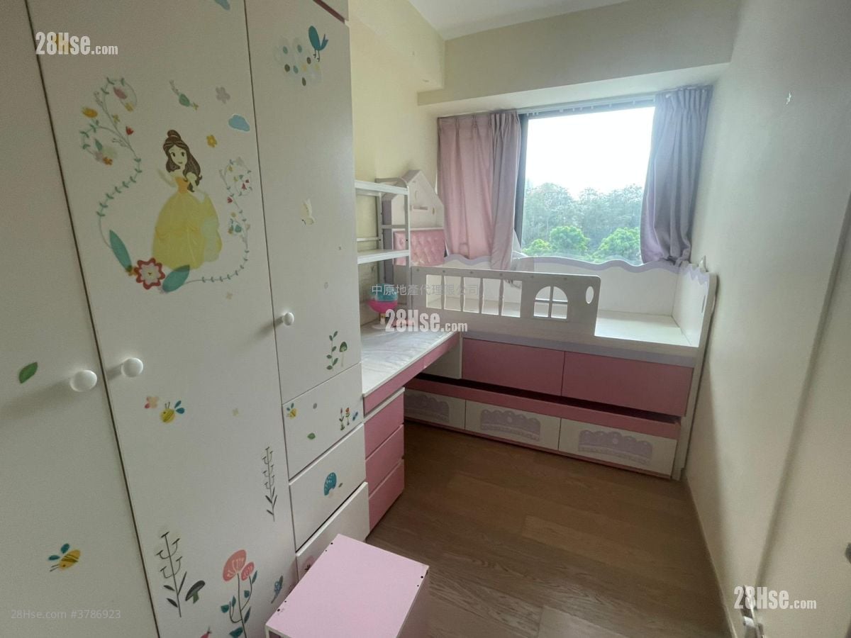 Aurora Rental 3 Bedrooms , 2 Bathrooms 690 ft²